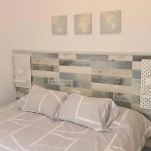 https://el-barrio.hotelsinnerja.org