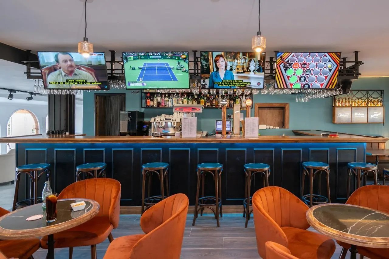 Hotel Nerja Club By Dorobe